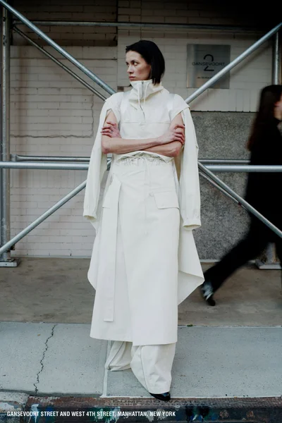 Look 4
